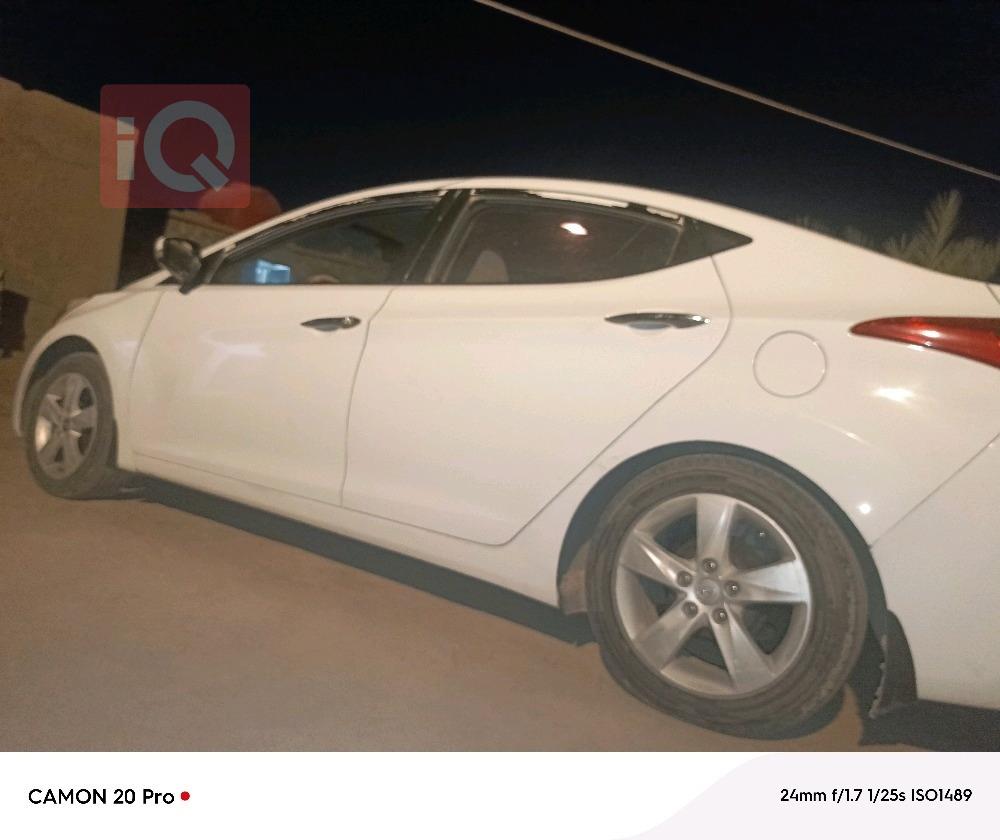 هیوندای ئەلەنترا